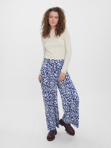 Wide Leg Pantalon 'DAISY' VERO MODA en bleu