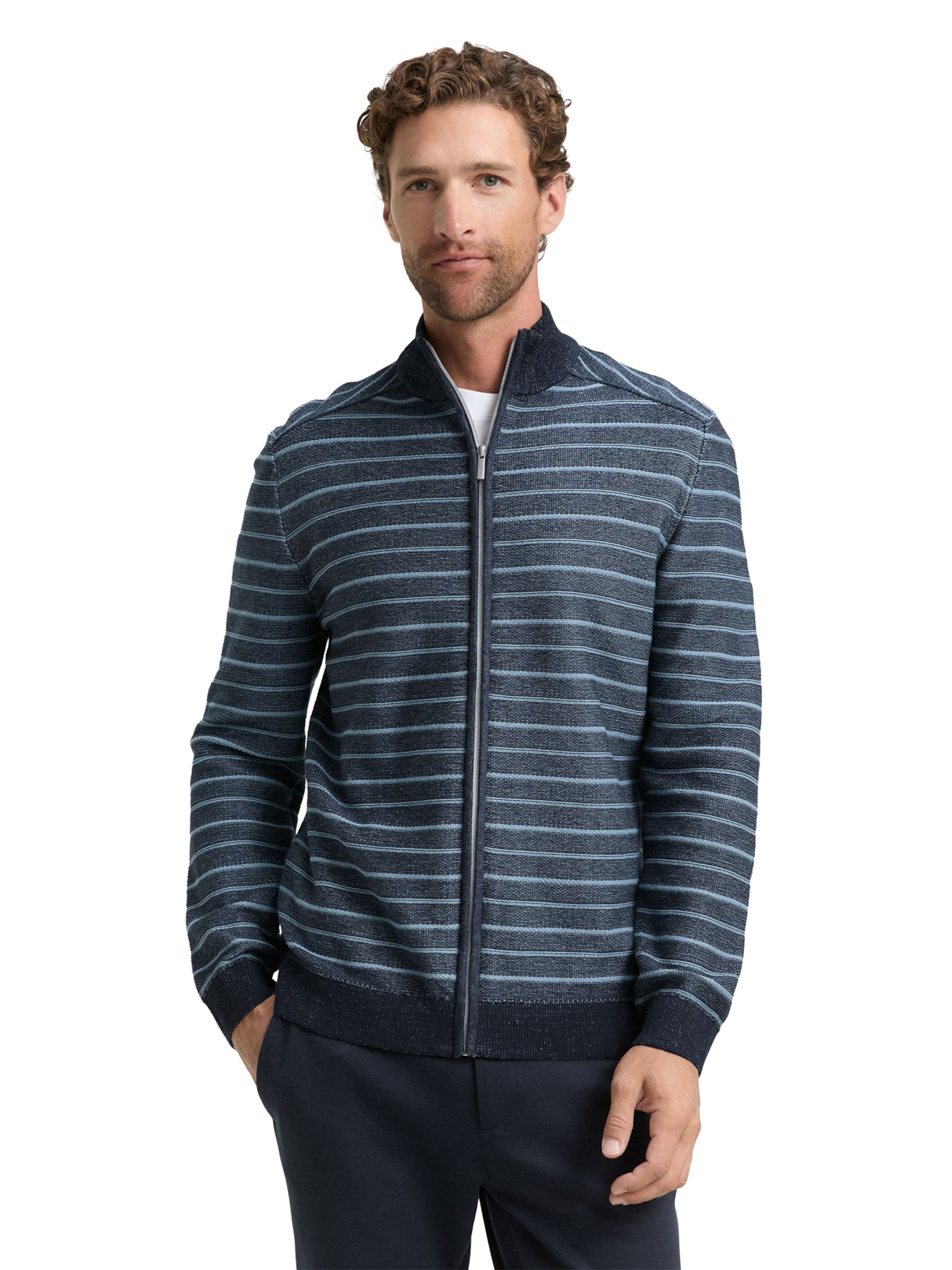 Geacă tricotată de la TOM TAILOR pe albastru: față