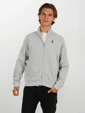 U.S. POLO ASSN. Sweat jacket in Grey: front