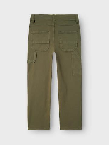 Regular Pantaloni 'NKMRYAN' de la NAME IT pe verde