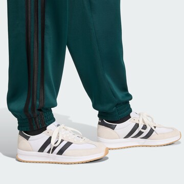 ADIDAS SPORTSWEAR Tapered Παντελόνι φόρμας 'Stadium' σε πράσινο