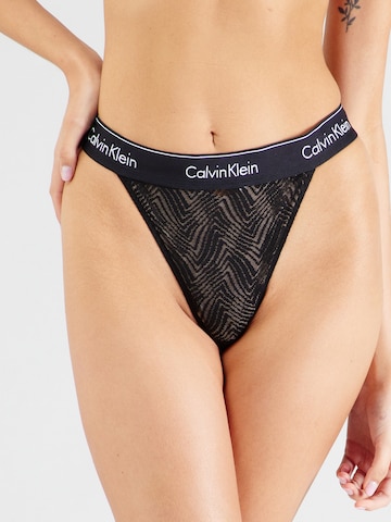 Calvin Klein Underwear Regular String in Zwart: voorkant