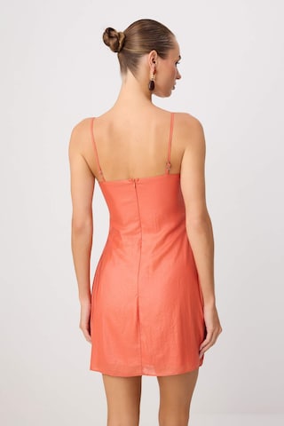 Trendyol - Vestido en naranja