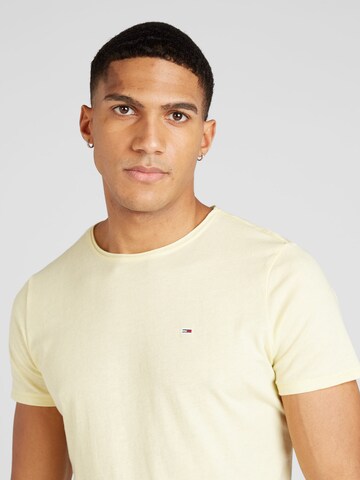 Tommy Jeans - Camiseta 'JASPE' en amarillo