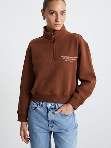 Grimelange Mikina - Hnedá: predná strana