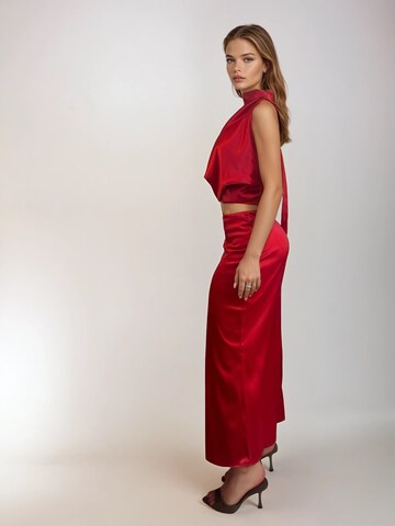 FÉMINITÉ Fatale Skirt 'LEILA' in Red