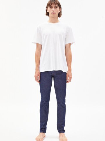 ARMEDANGELS Slimfit Jeans 'JAARI' in Blauw