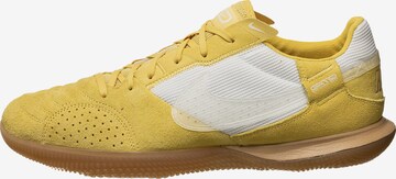 Chaussure de foot 'Streetgato' NIKE en jaune