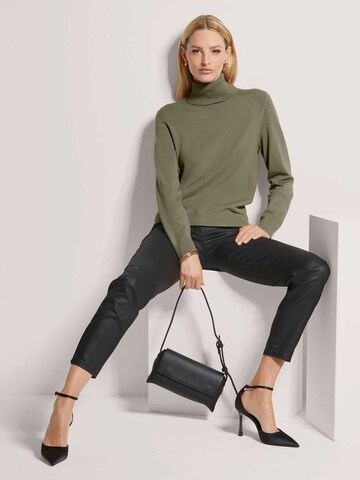 MADELEINE Sweater in Green