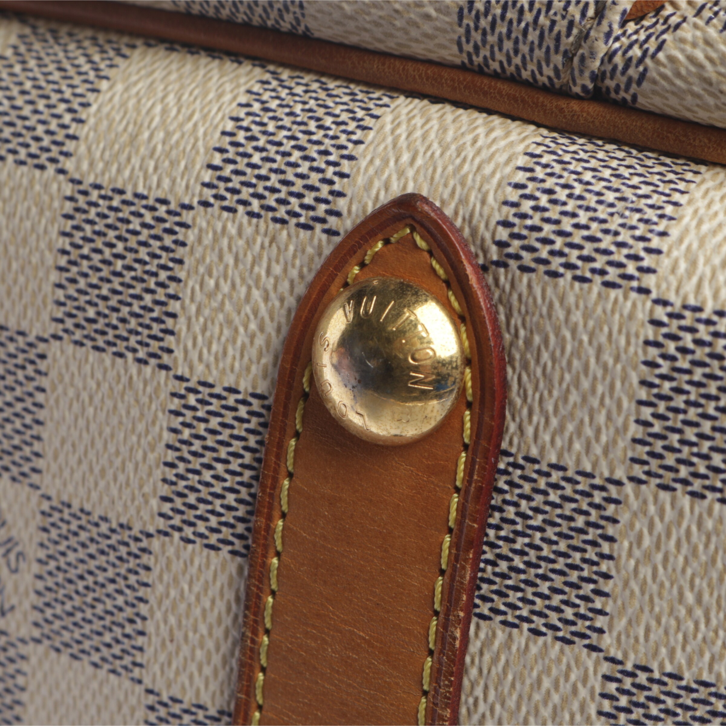 Louis Vuitton Bag in One size in White