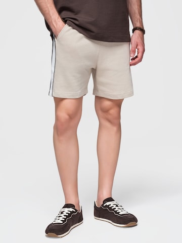 Ombre Regular Sporthose‌‌‌‌‌‌‌‌ in Beige