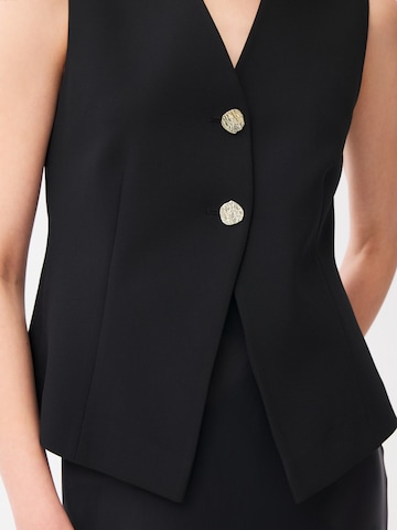 adl Kleid‌ in Schwarz