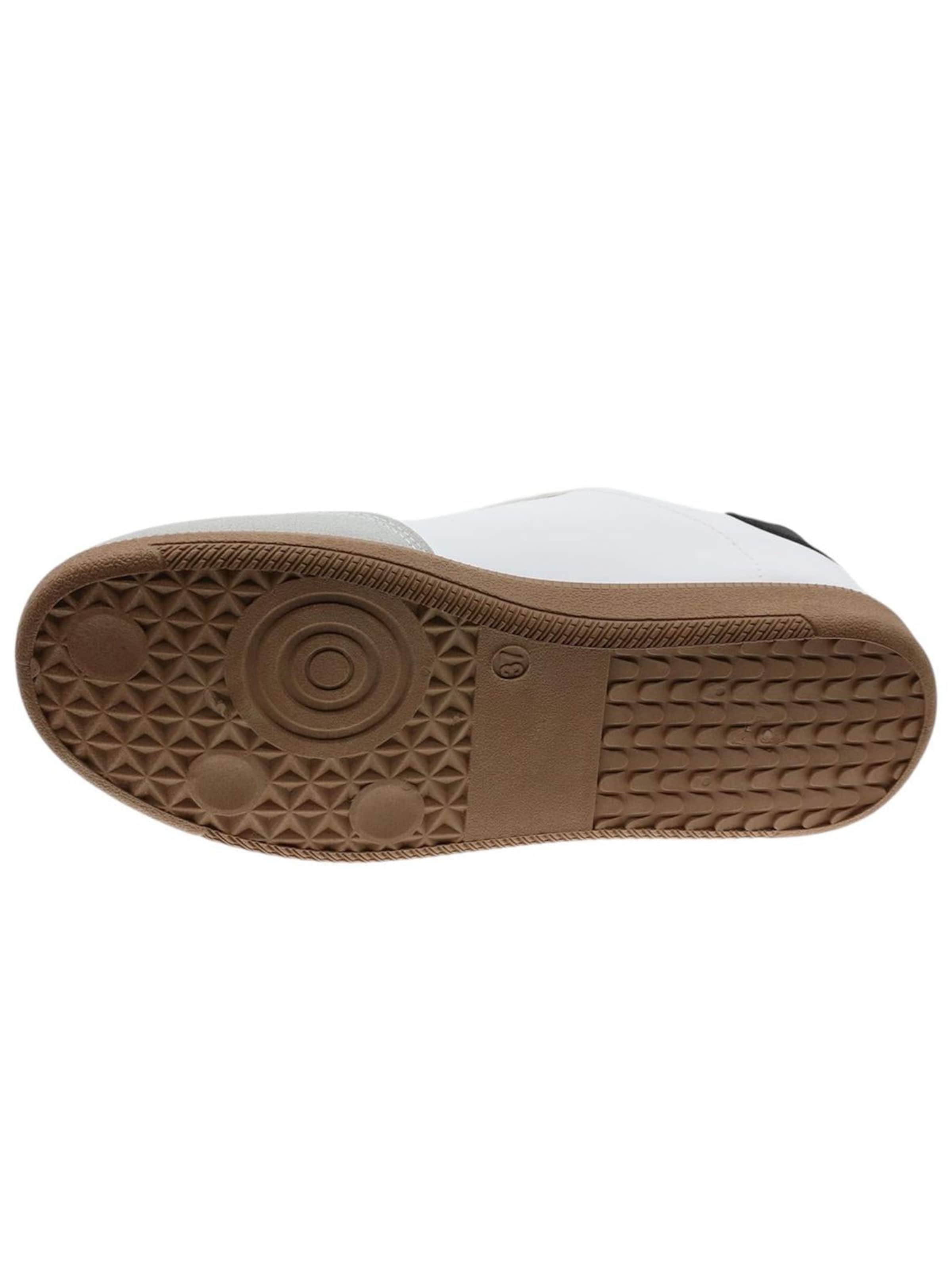 Sneaker di Beppi in bianco