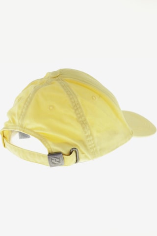 TOMMY HILFIGER Hut oder Mütze One Size in Gelb