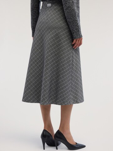 Trussardi - Falda en gris