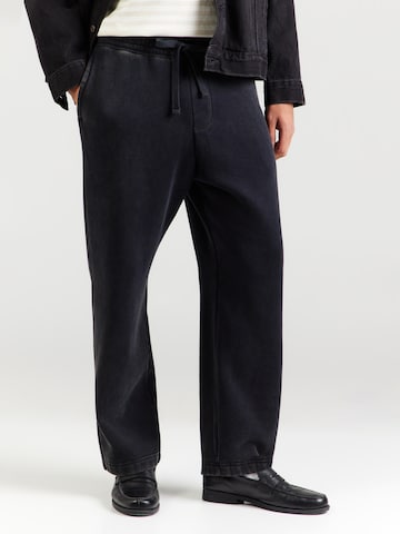 Baggy Pantaloni di HOLLISTER in nero: frontale