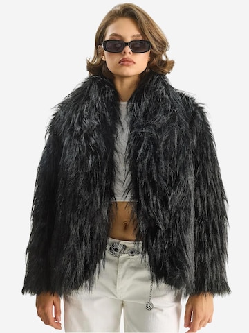 Bianco Lucci Between-Season Jacket in Black