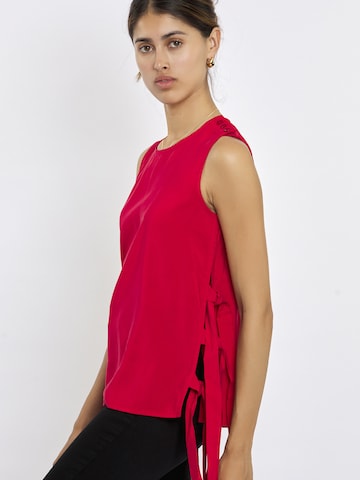 T-shirt 'Liana' FRESHLIONS en rouge