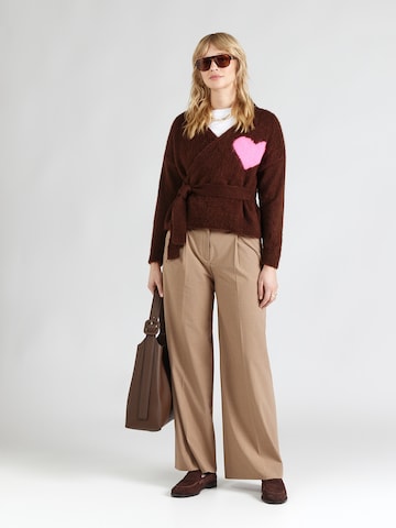 miss goodlifePulover 'Hearts' - smeđa boja