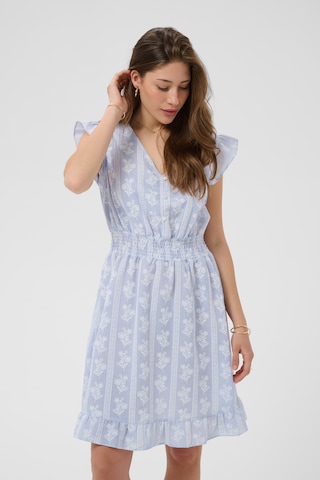 Robe Cream en bleu : devant