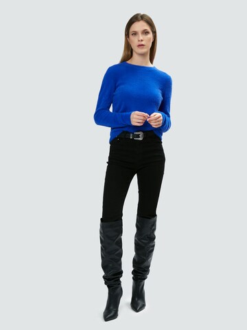 Pullover di Influencer in blu