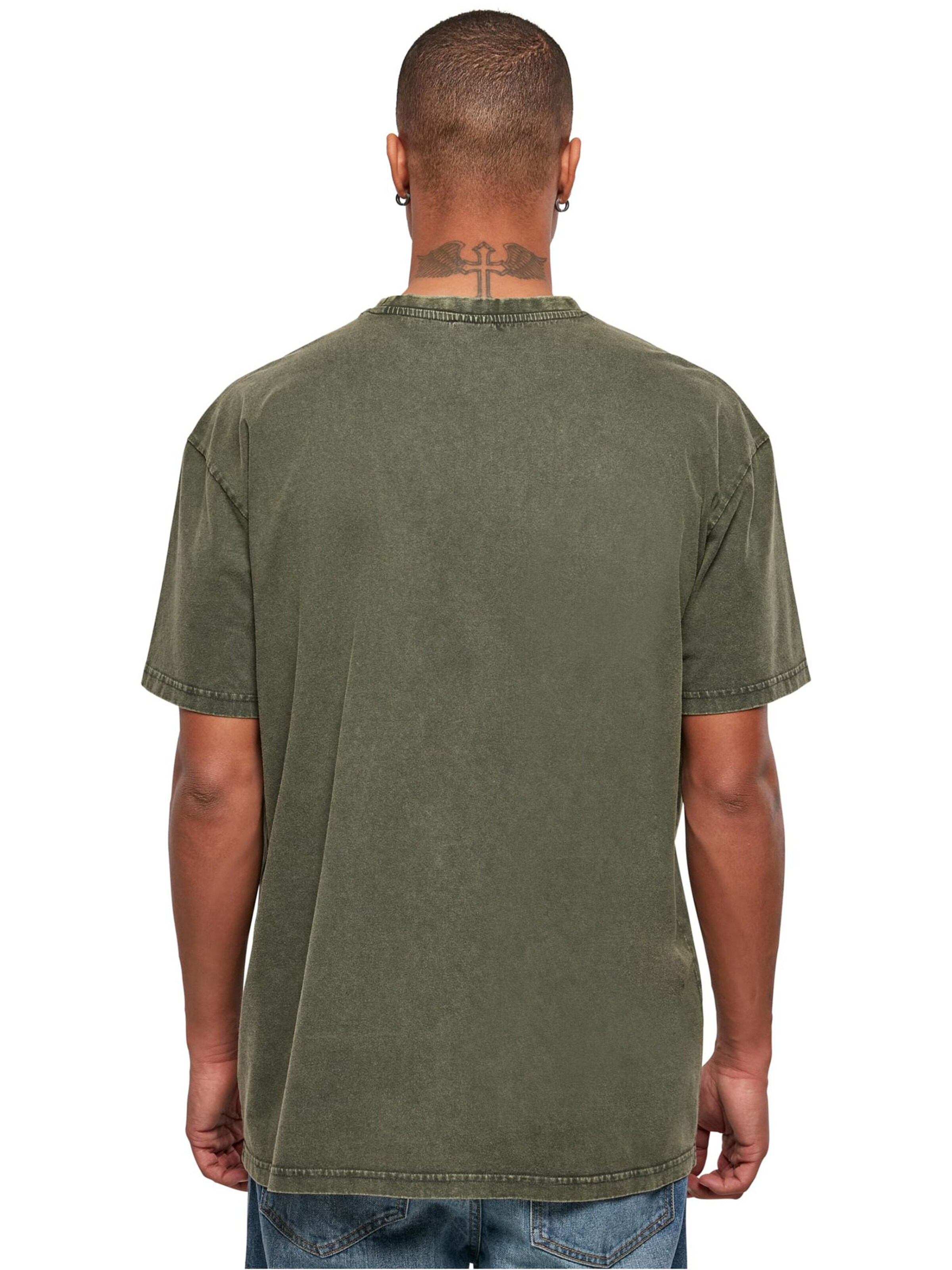 Urban Classics Тениска в зелено