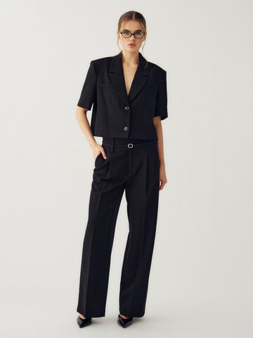 Noella Bleiseri ' N-Leanne Crop Blazer ' värissä musta