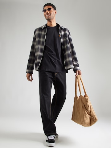 Iriedaily T-Shirt 'Pizza Slice' in Schwarz