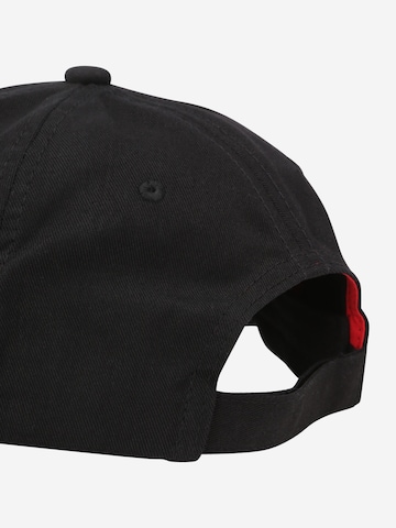 HUGO Red - Gorra en negro