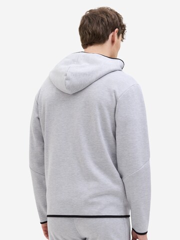 JACK & JONES - Sudadera con cremallera 'Fusion' en gris