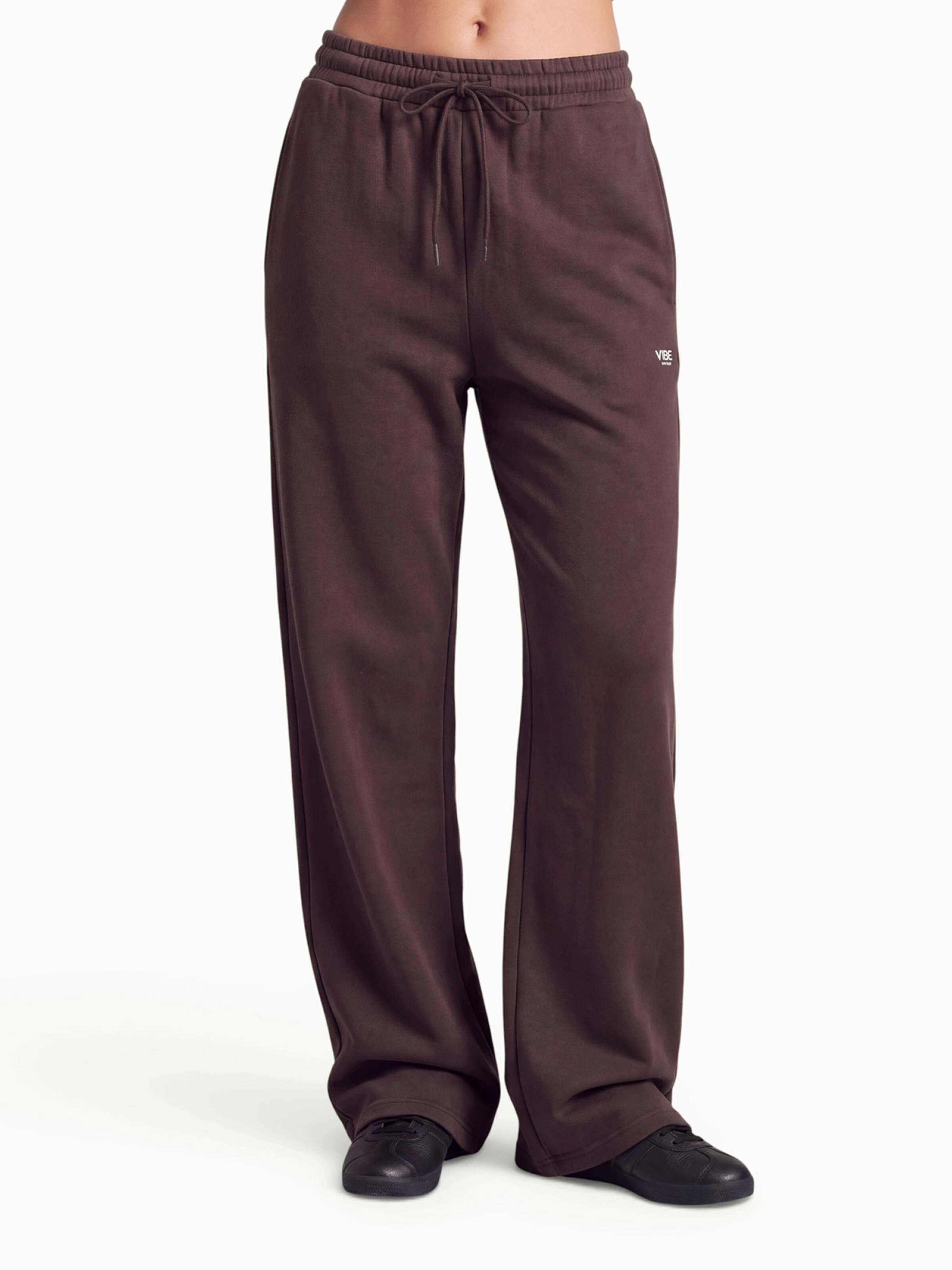 V!BE STUD!OS Wide leg Workout Pants in Brown: front