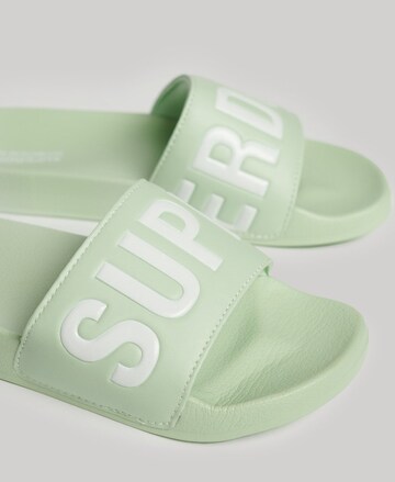 Claquettes / Tongs Superdry en vert