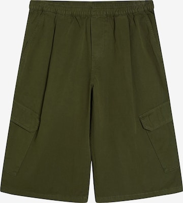 BershkaLoosefit Cargo hlače - zelena boja: prednji dio