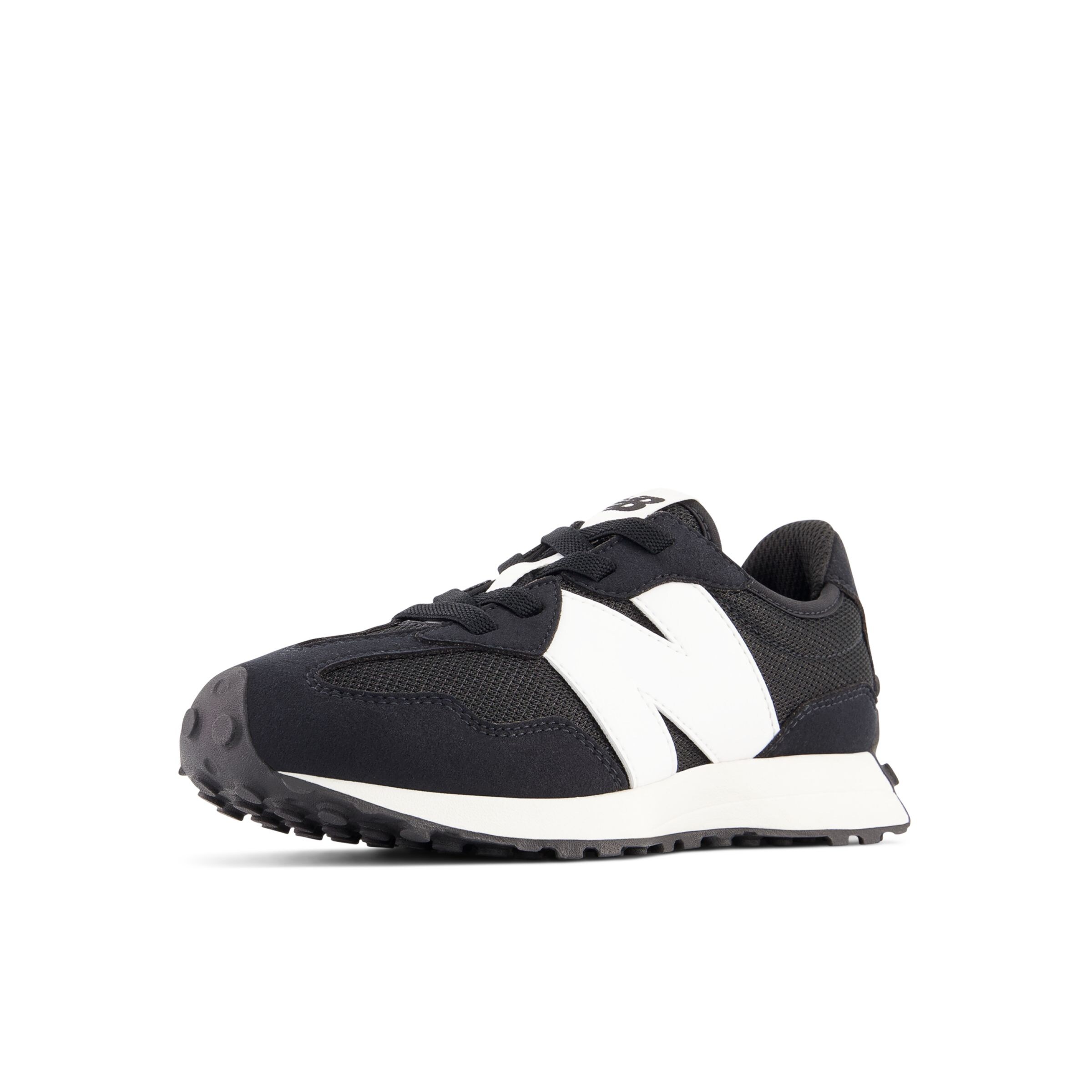 new balance Trainers in Black: front