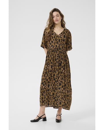 Robe 'Jessi' Kaffe en marron : devant