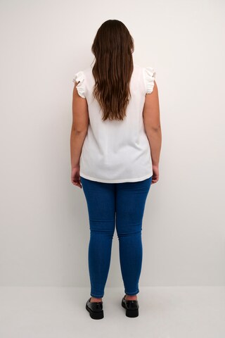 KAFFE CURVE - Blusa 'Dahlie' em branco