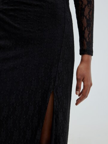 EDITED - Vestido 'Yasna' em preto