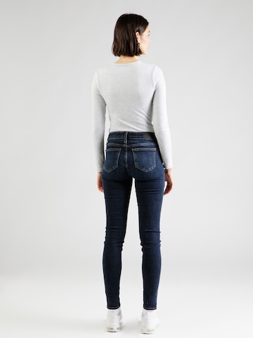 Skinny Jeans 'ADRIANA' de la Mavi pe albastru
