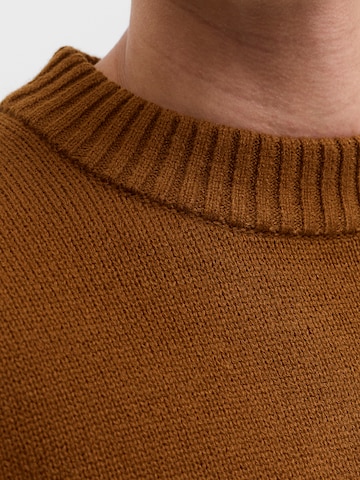Pullover 'JJEURBAN' di JACK & JONES in marrone