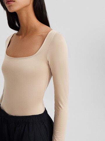 Shirtbody Bershka en beige