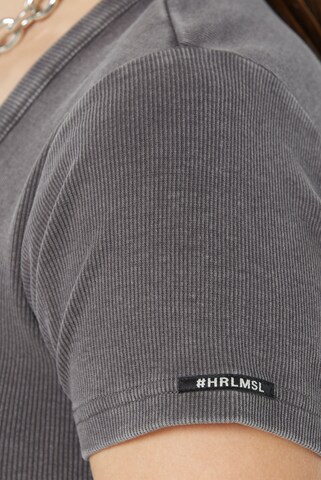 Harlem Soul CLE-O Cropped Rib Cardigan in Grau