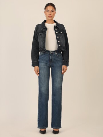 APART Between-Season Jacket in Black