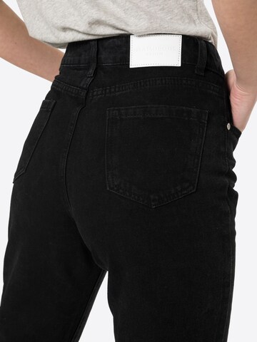 GLAMOROUS Regular Jeans in Schwarz