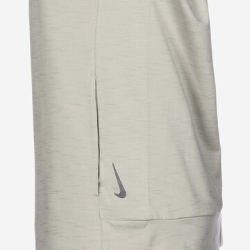 NIKE Sportsweatjacke in Grau