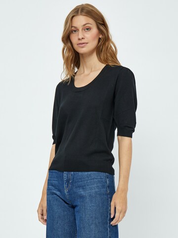 minus Shirt 'Pam' in Black: front