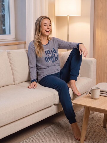 Rebelle Pyjama 'Snowy Sparkles' in Blauw: voorkant