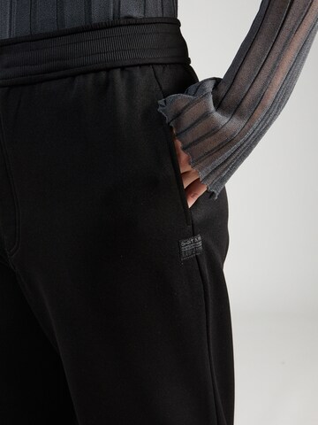 G-Star RAW Wide Leg Hose 'Stray' in Schwarz