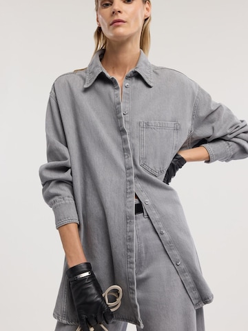 Trussardi Blouse in Grey