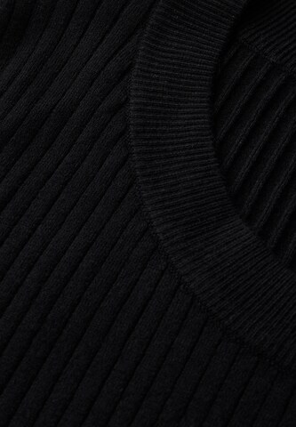 Street One Studio Sweater in Black