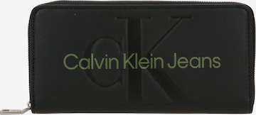 Calvin Klein Jeans Wallet in Black: front